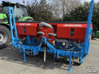 Seed drill Monosem NG4. 6rij maiszaaimachine