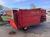 Silage-block distribution wagon Schuitemaker Amigo 40 S Blokkenwagen