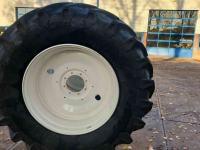 Wheels, Tyres, Rims & Dual spacers Trelleborg 650/65R38