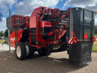 Potato harvester Dewulf RQA2060