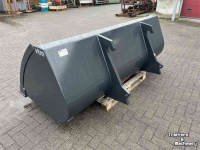Loading buckets VTM Meppel GV1050