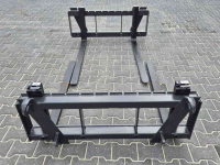 Front-end loader  Palletvork vorkenbord lepelbord met euro aansluiting Balenprikker.