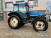 Tractor New Holland TM125 Range Command Tractor