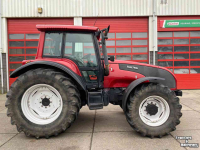 Tractor Valtra T130