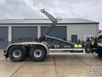 Hooked-arm carrier Stronga HL210DT