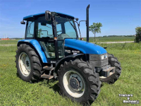 Tractor New Holland 7635
