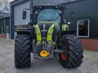 Tractor Claas Arion 660