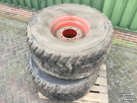 Wheels, Tyres, Rims & Dual spacers Michelin 560/60 R22