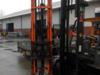 Fork lift & Fork lift truck  HEFMAST IN DRIEPUNT
