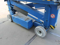 Articulated platforms Up Right SL-20 schaarhoogwerker elektrisch