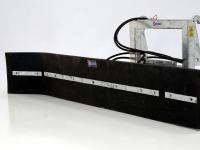 Rubber yard scraper Qmac Modulo Rubberschuif Weidemann aanbouw