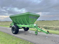 Lime spreader Agromet 7000