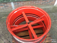 Wheels, Tyres, Rims & Dual spacers  12x8
