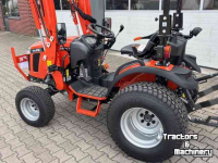 Tractor TAFE 6028 H VOORLADER HST