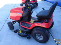 Ride-on mower Simplicity SLT210E Zitmaaier Overjarig / Showroommodel