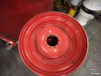 Wheels, Tyres, Rims & Dual spacers  TW20Bx42 | Rood