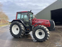 Tractor Valtra 8950