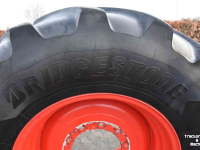 Wheels, Tyres, Rims & Dual spacers Bridgestone 710/55R30