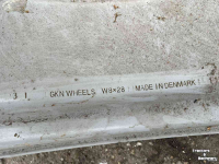 Wheels, Tyres, Rims & Dual spacers Molcon W8x28 3 ster dubbellucht