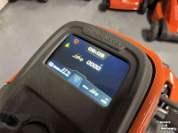 Ride-on mower Husqvarna Husqvarna R200IX Elektrische zitmaaier. Nieuw!