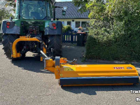 Mowing arm with flailmower Ferri ZMTE 2000 PRO