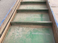 Elevator conveyor  opvoerband met schuine meenemer
