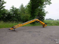 Mowing arm with mowing bucket Herder Maaikorfarm klepelarm Mecalec kraan