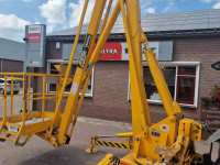 Articulated platforms Custers Tractor Hoogwerker