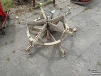 Wheels, Tyres, Rims & Dual spacers Molcon 5 ster 48 inc