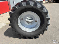 Wheels, Tyres, Rims & Dual spacers BKT Set demo wielen BKT 540x65R28 velg klasse 3