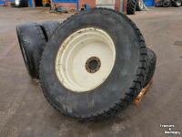Wheels, Tyres, Rims & Dual spacers  380/70R20 + 480/70R30