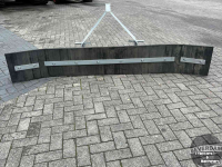 Manure scraper  Rubberen schuif met lepelbevestiging