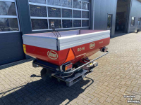 Fertilizer spreader Vicon RO-M Rotaflow kunstmeststrooier