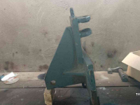 Used parts for tractors Massey Ferguson Topdrukcilindersteun Dyna-6 Slede
