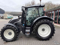 Tractor Valtra N135 HiTech