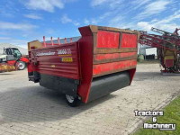 Silage-block distribution wagon Schuitemaker Amigo 30 S
