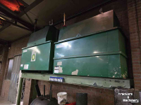 Other machines and accessories for the workshop and yard  olie pomp installatie