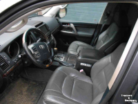 Other earthmoving and heavy equipment and accessories Toyota landcruiser 200