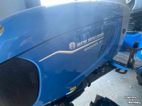 Tractor New Holland Boomer 25