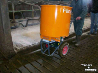 Sawdust spreader for boxes Flingk SE 250