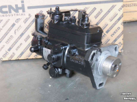 Tractor Ford Brandstofpomp FORD 30 Serie Parts nr:E9NN9A543FA
