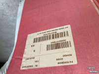 Diverse new spare-parts Kubota Luchtremset tbv  M95 /  MGX 105