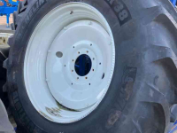 Wheels, Tyres, Rims & Dual spacers Michelin 650-65R38 100% + 540-65R28 100% Multibib