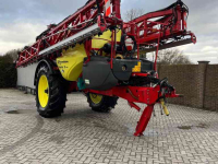 Fieldsprayer pull-type Kverneland Getrokken veldspuit
