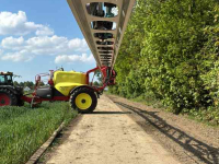 Fieldsprayer pull-type Kverneland Getrokken veldspuit