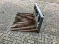 Front-end loader bucket / Front loader bucket Hemach 1.50