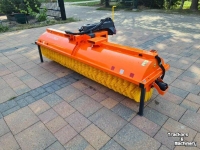 Rubber yard scraper  Veegmachine