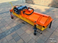 Rubber yard scraper  Veegmachine