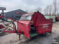 Silage-block distribution wagon Trioliet Multifeed