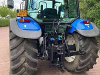 Tractor New Holland T5070 + Frontlader Mailleux T10
